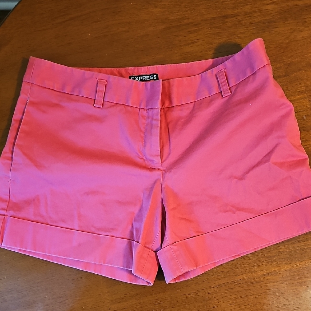 Express Women's Vibrant Pink Bermudas